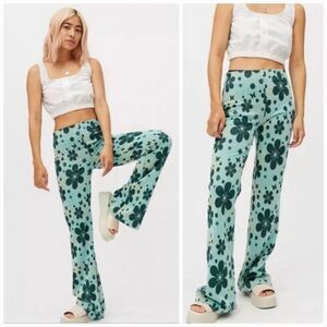 Urban Outfitters UO Bryn Flower Power Vintage Retro Pull On Knit Flare Pants S